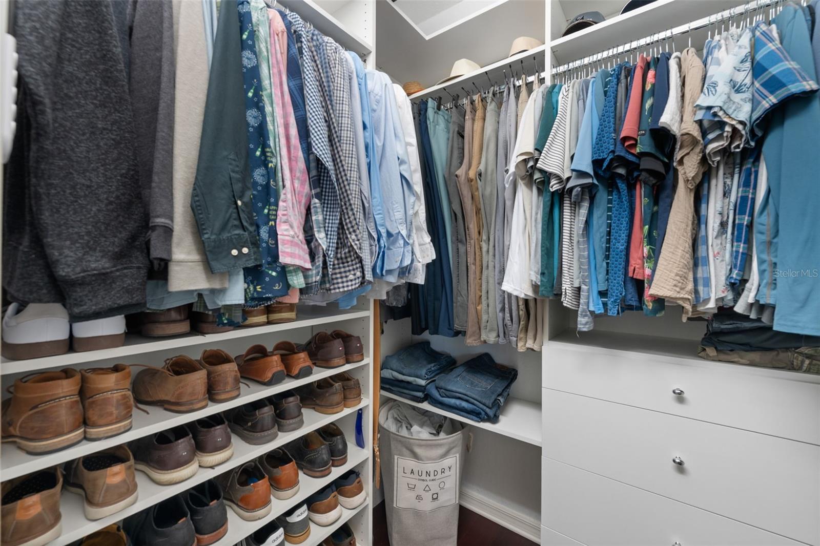 Image 19 of 54 For 7027 Quiet Creek Drive