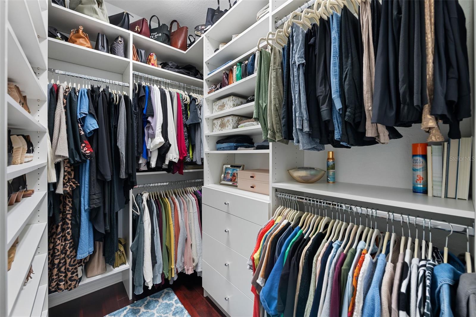 Image 20 of 54 For 7027 Quiet Creek Drive