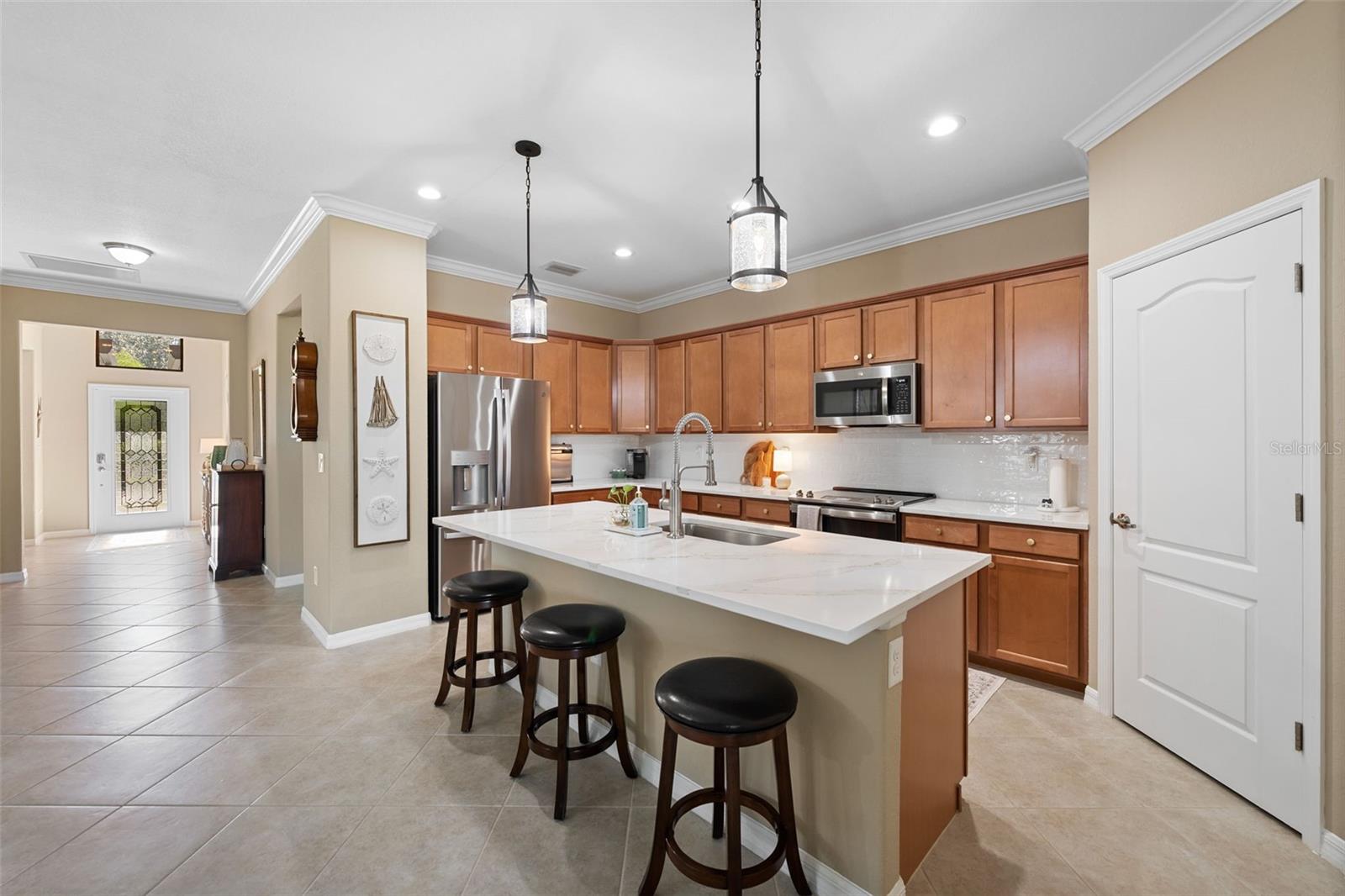 Image 9 of 54 For 7027 Quiet Creek Drive