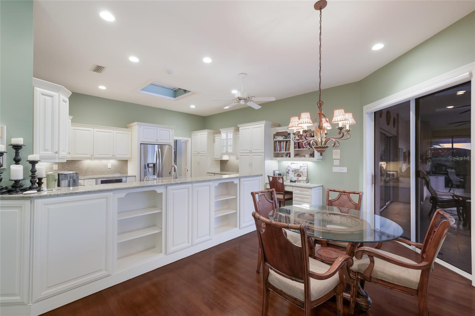 Image 21 of 58 For 2900 Jeff Myers Circle