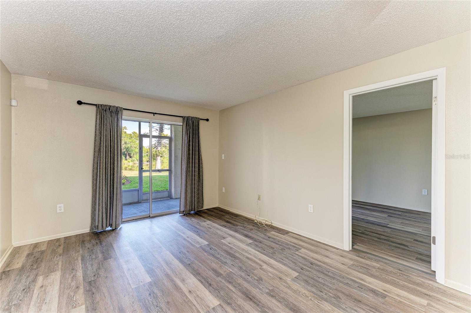 Image 6 of 37 For 3531 Lake Bayshore Drive J106