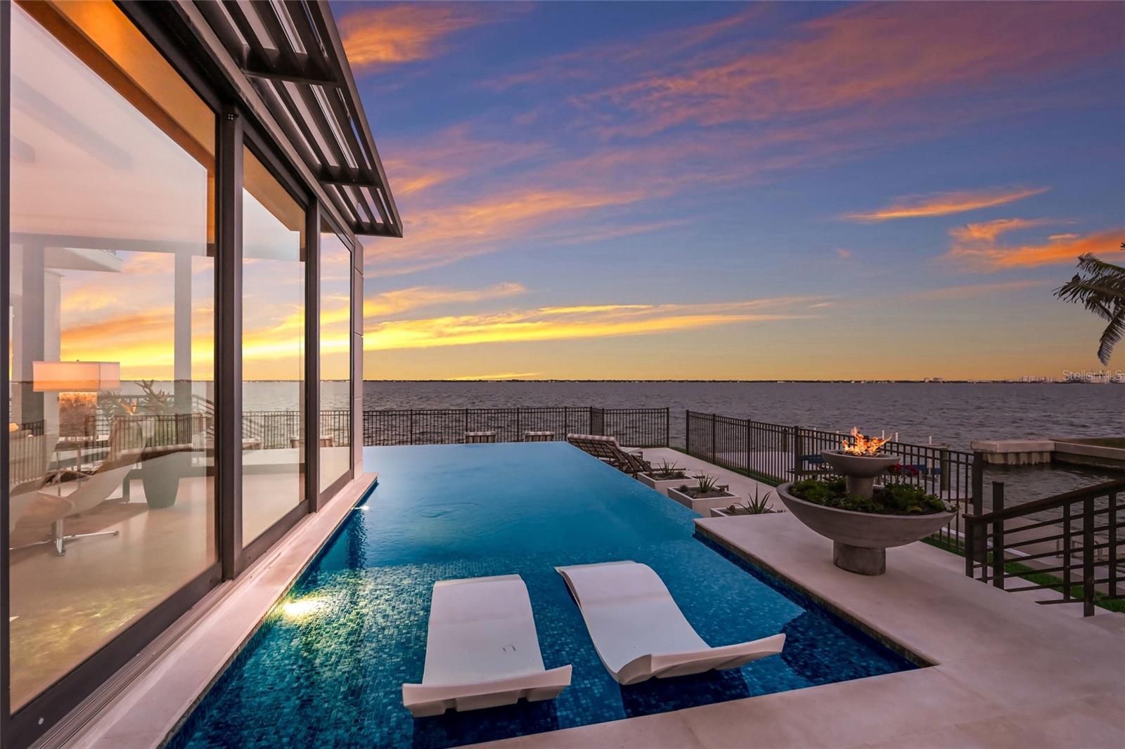 Listing photo id 22 for 600 Wedge Lane