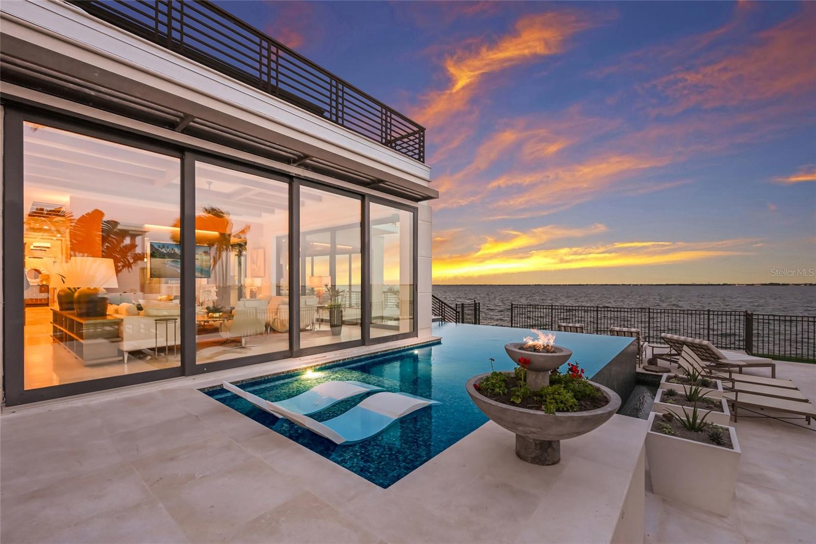 Listing photo id 23 for 600 Wedge Lane