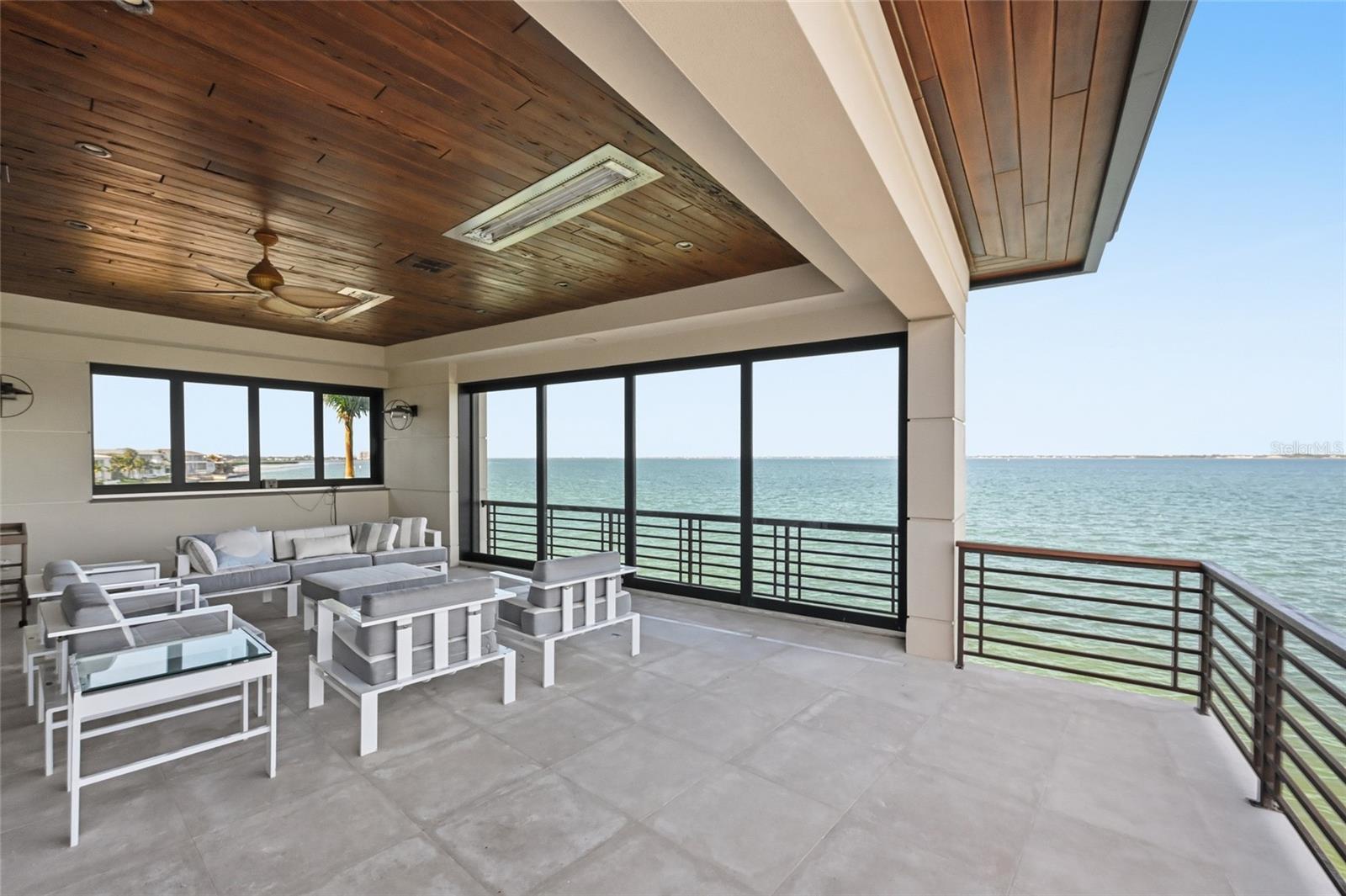 Listing photo id 30 for 600 Wedge Lane