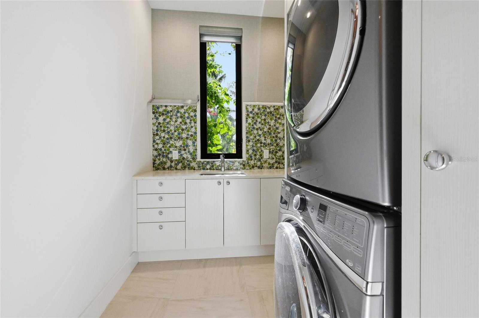 Listing photo id 61 for 600 Wedge Lane