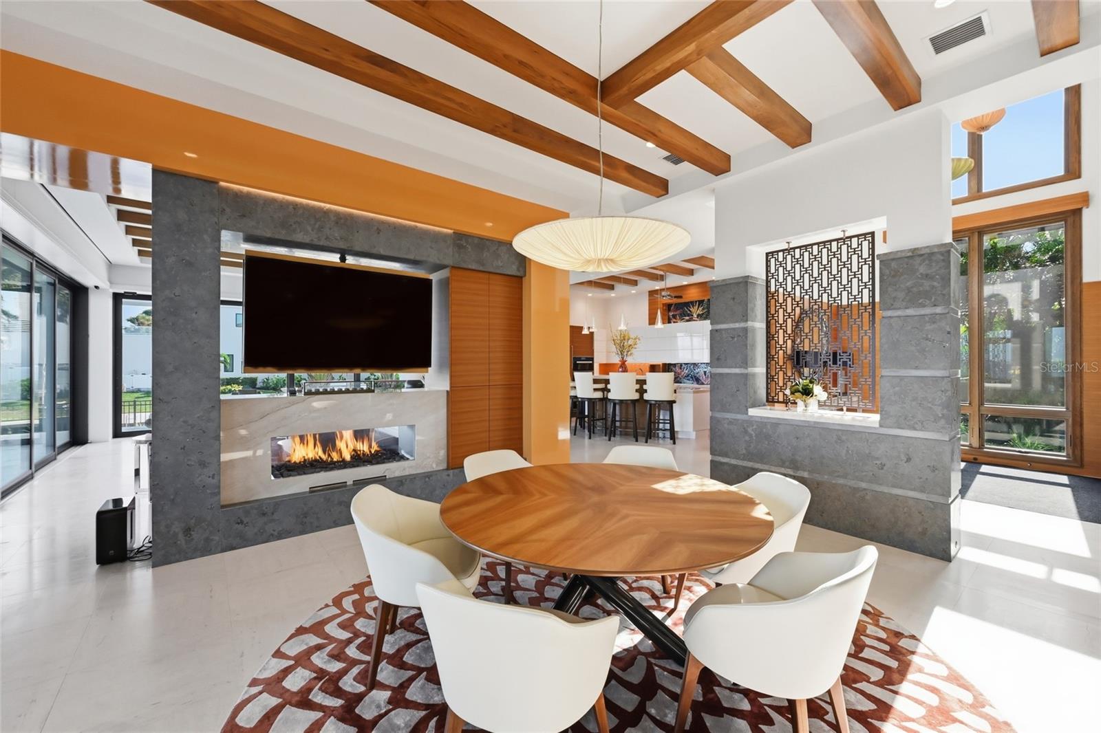 Listing photo id 7 for 600 Wedge Lane