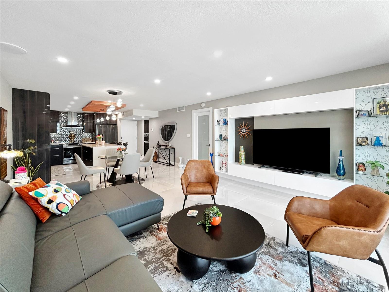 Image 15 of 26 For 101 S Gulfstream Ave  9c