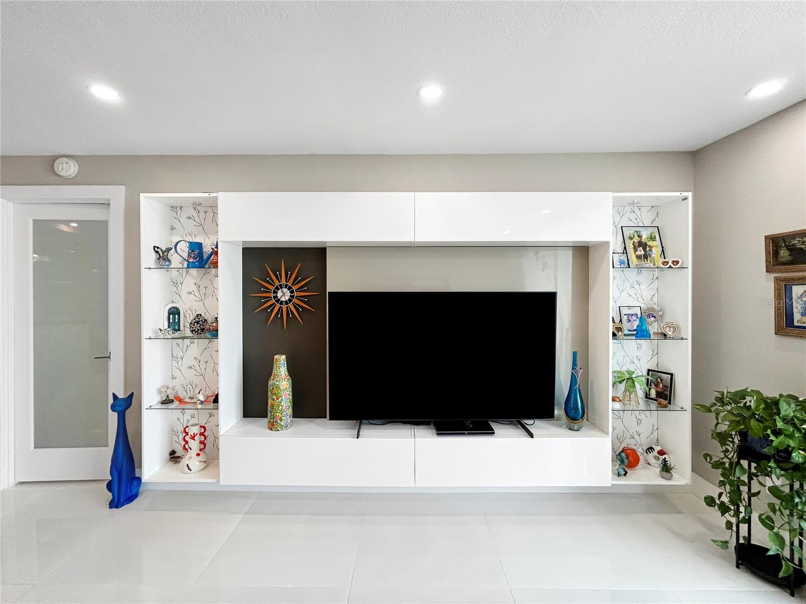 Image 16 of 26 For 101 S Gulfstream Ave  9c