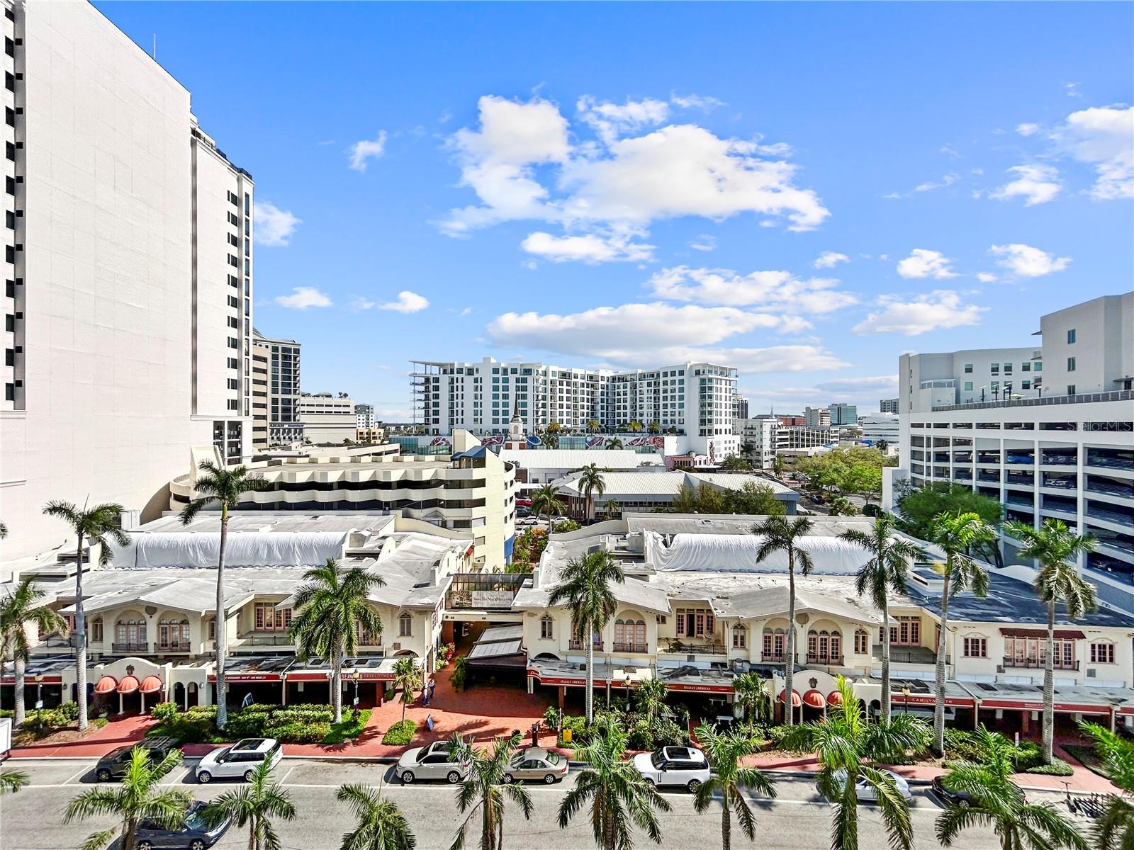 Image 24 of 26 For 101 S Gulfstream Ave  9c