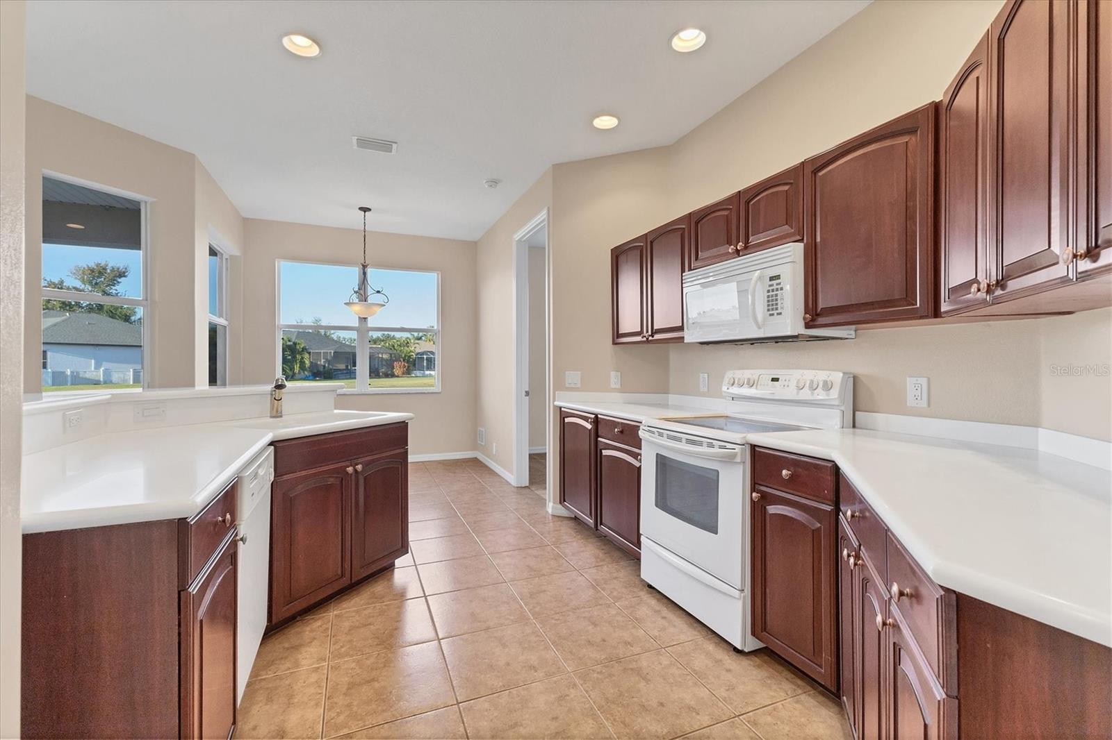 Image 11 of 35 For 2924 122nd Place E