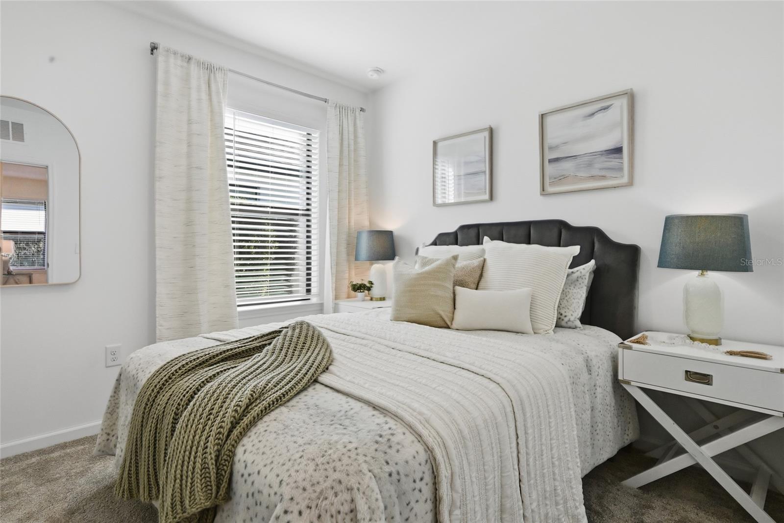 Image 18 of 90 For 6516 Silverstar Drive