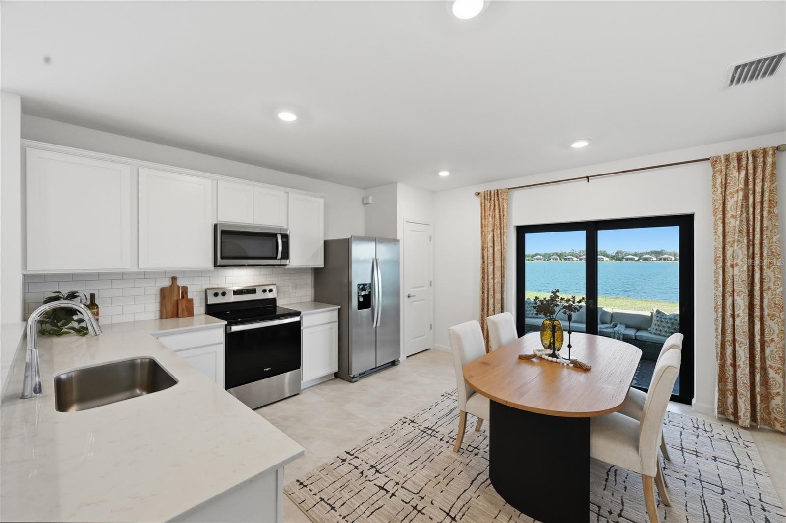 Image 5 of 90 For 6516 Silverstar Drive