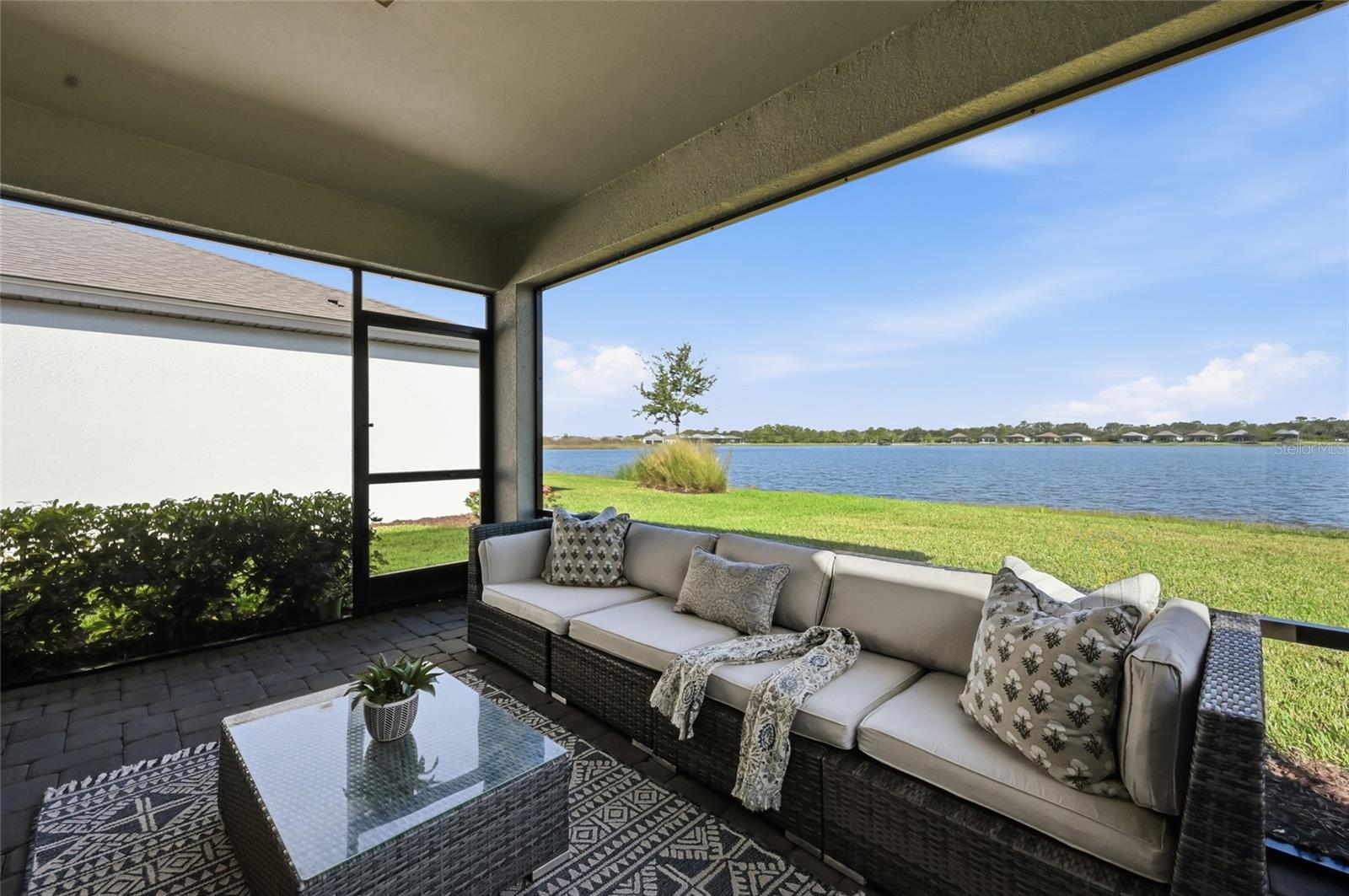 Image 8 of 90 For 6516 Silverstar Drive