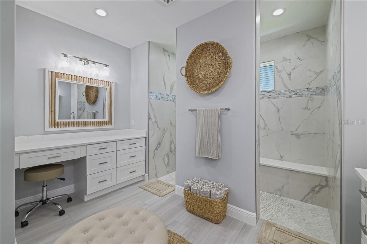 Image 28 of 53 For 255 Rotonda Boulevard S