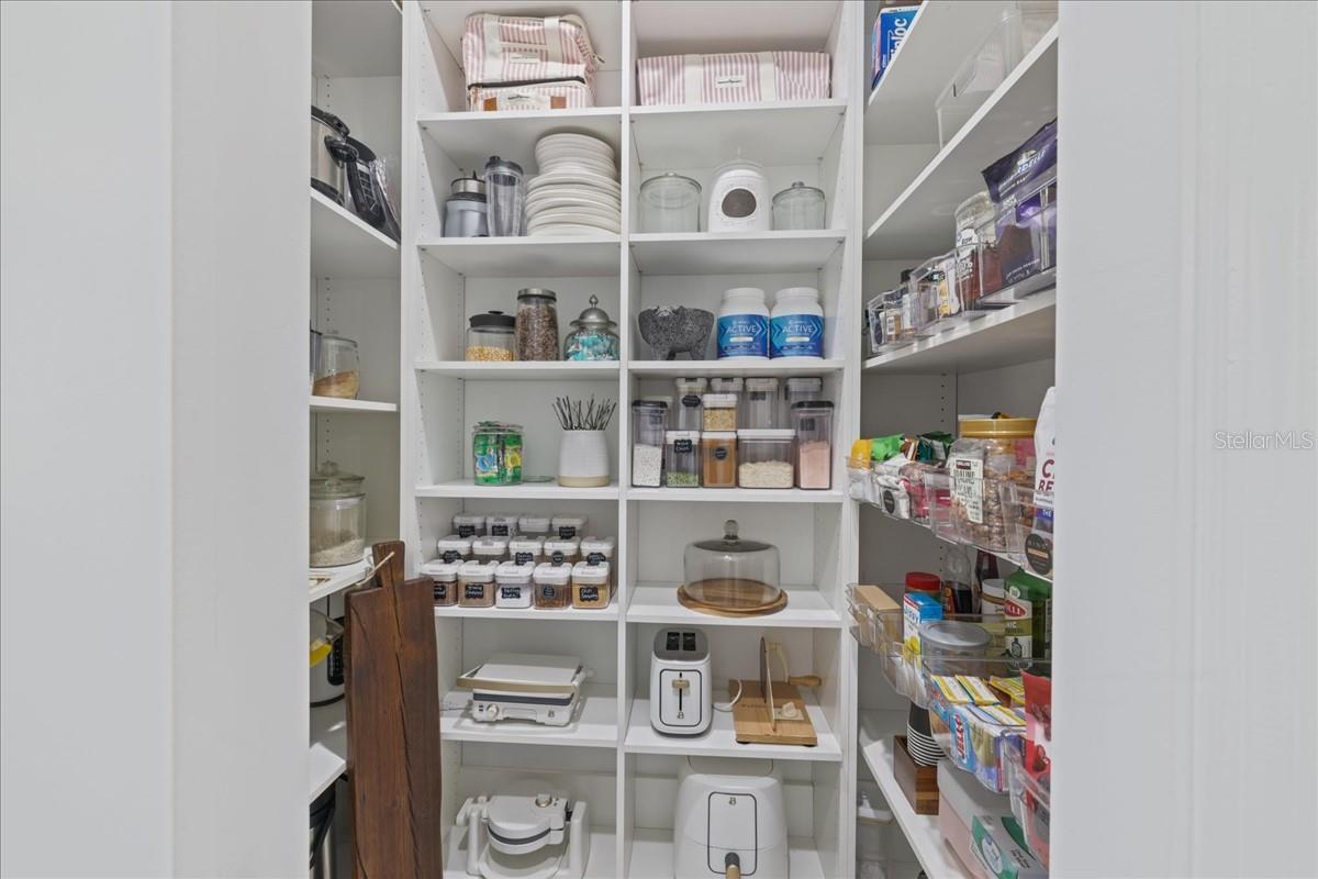 Image 29 of 53 For 255 Rotonda Boulevard S