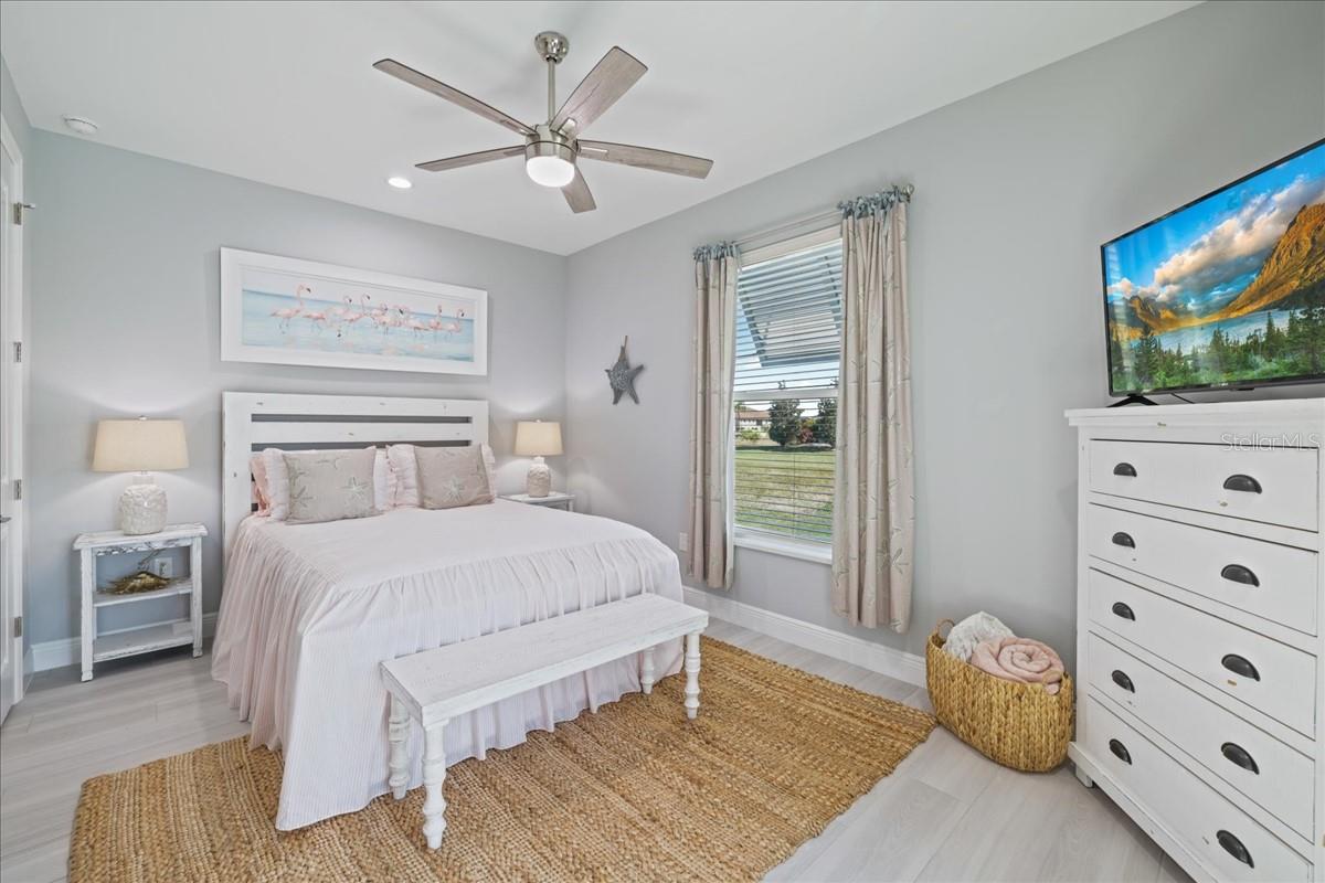 Image 35 of 53 For 255 Rotonda Boulevard S