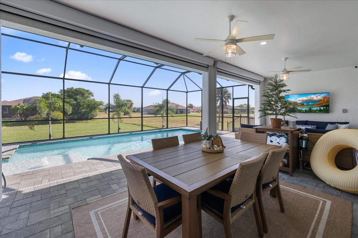 Image 39 of 53 For 255 Rotonda Boulevard S