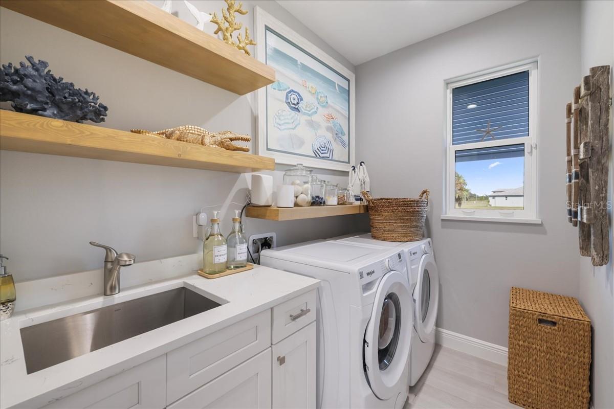 Image 40 of 53 For 255 Rotonda Boulevard S