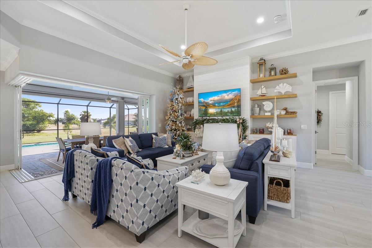 Image 41 of 53 For 255 Rotonda Boulevard S