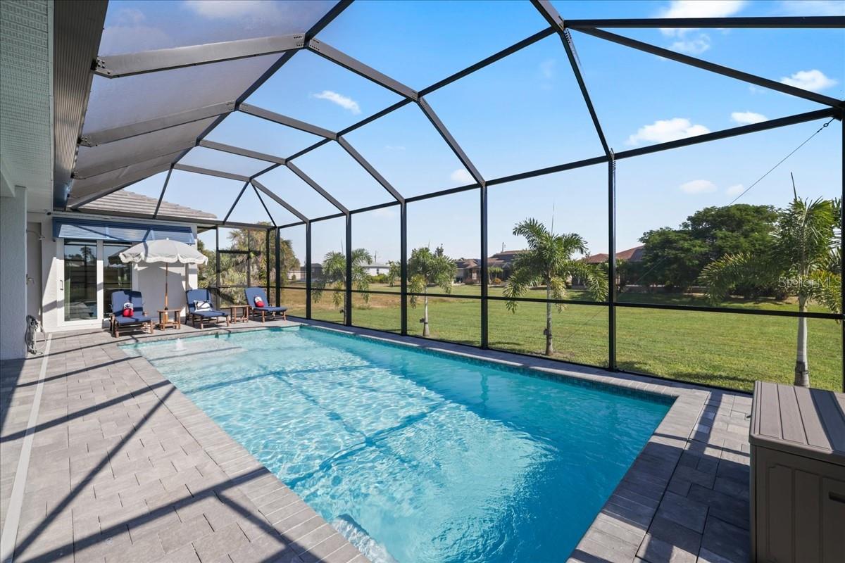 Image 46 of 53 For 255 Rotonda Boulevard S