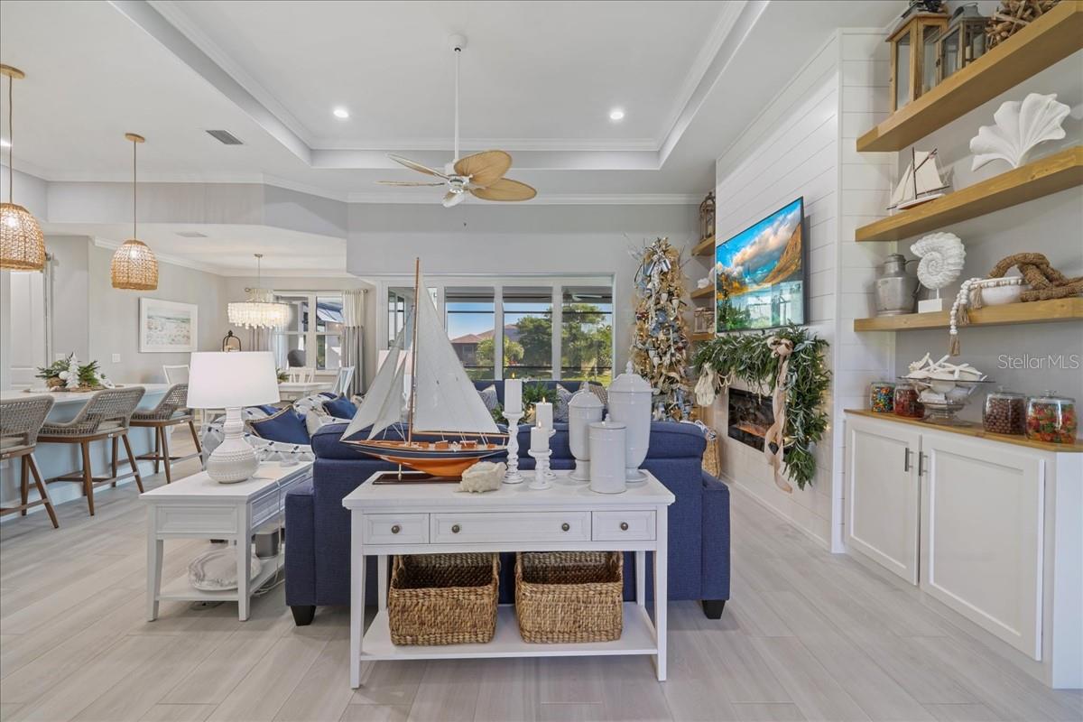 Image 8 of 53 For 255 Rotonda Boulevard S