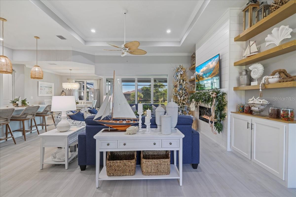 Image 9 of 53 For 255 Rotonda Boulevard S