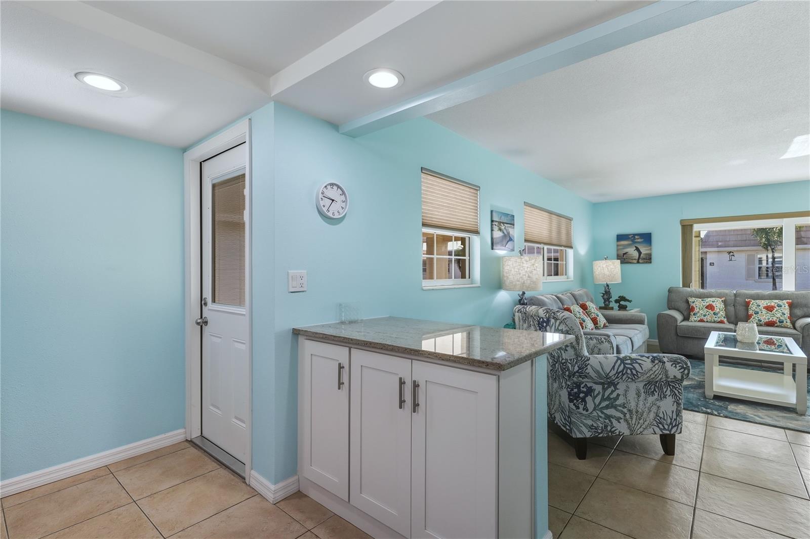 Image 10 of 28 For 6150 Midnight Pass Road 26