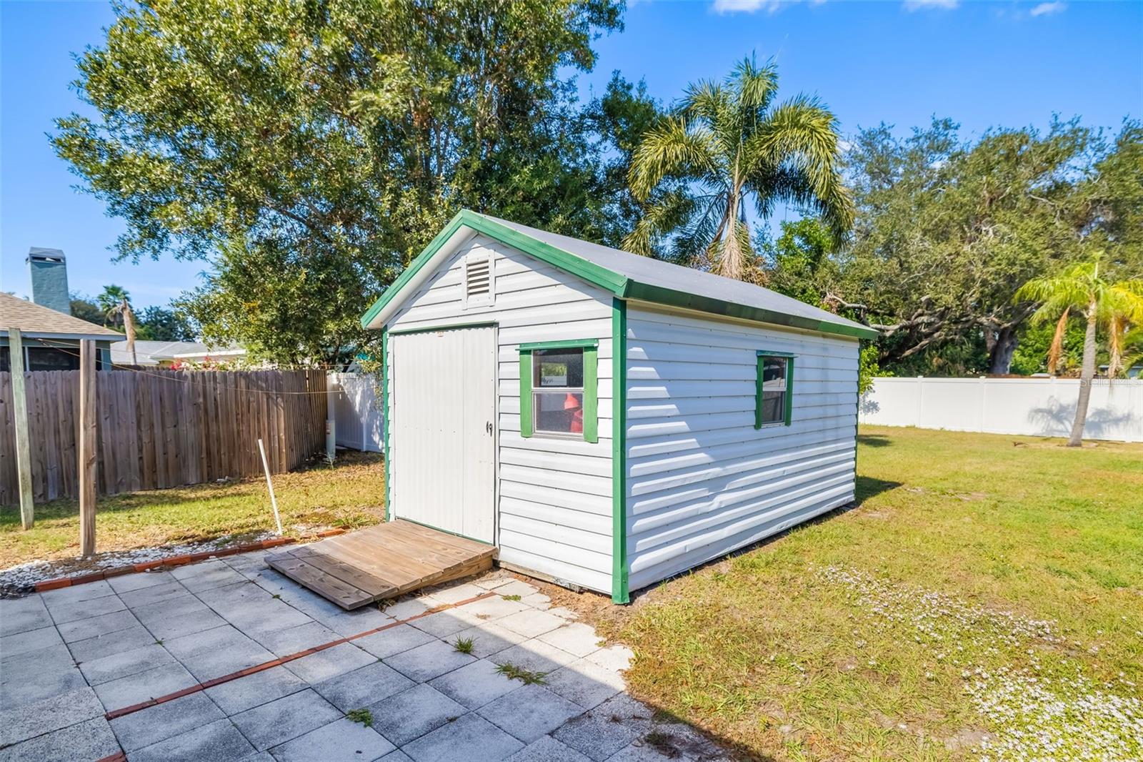 Image 20 of 52 For 803 Plum Tree Lane