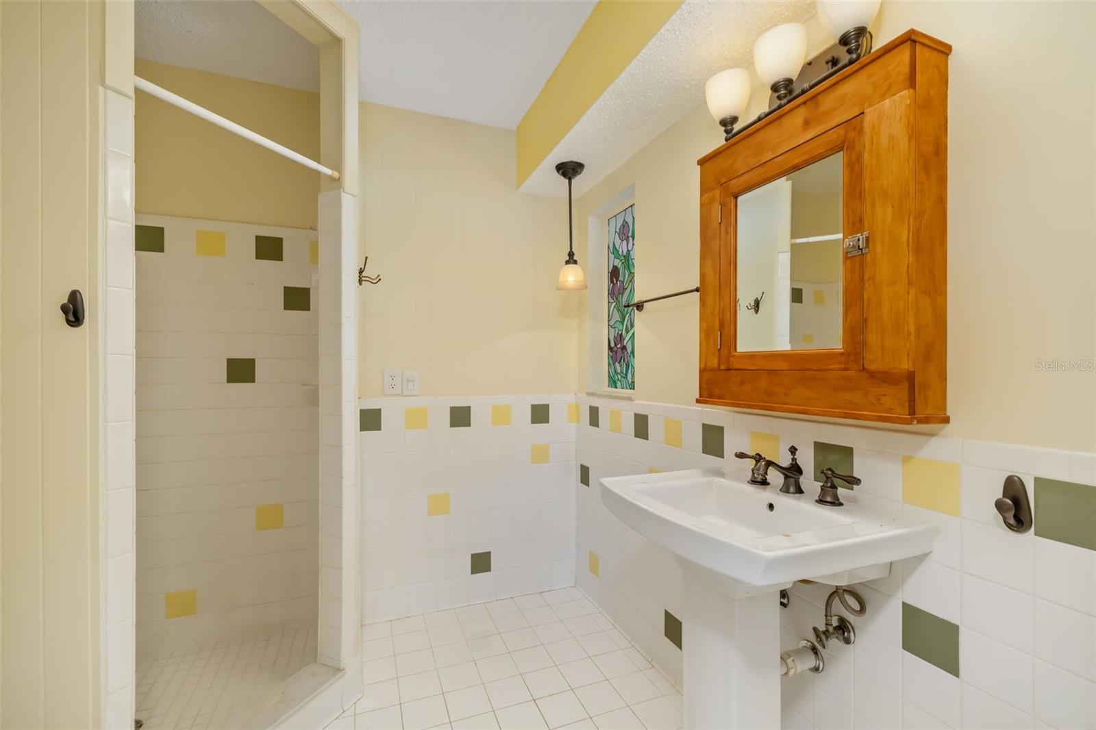 Image 48 of 52 For 803 Plum Tree Lane