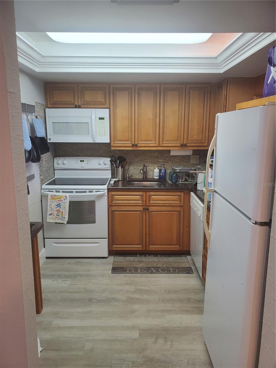 Image 10 of 23 For 4401 Gulf Of Mexico Drive 703