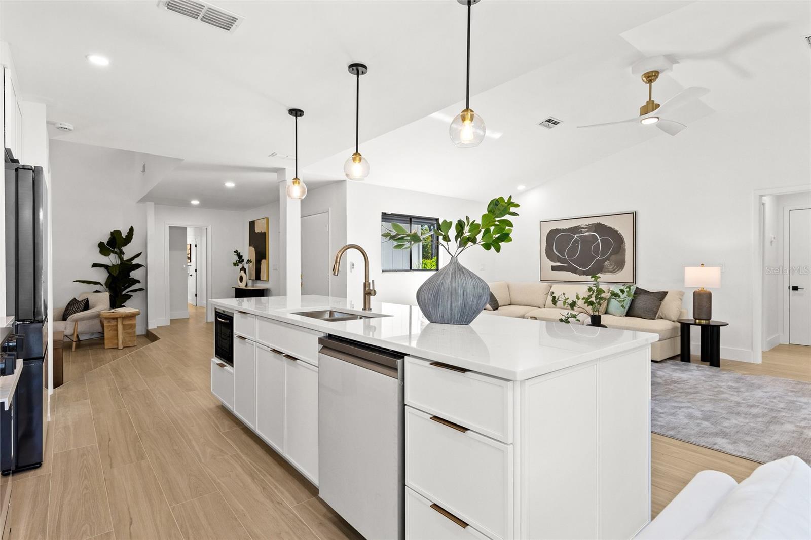 Image 15 of 59 For 3651 Country Place Boulevard