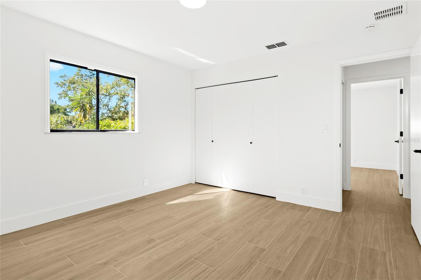 Image 37 of 59 For 3651 Country Place Boulevard