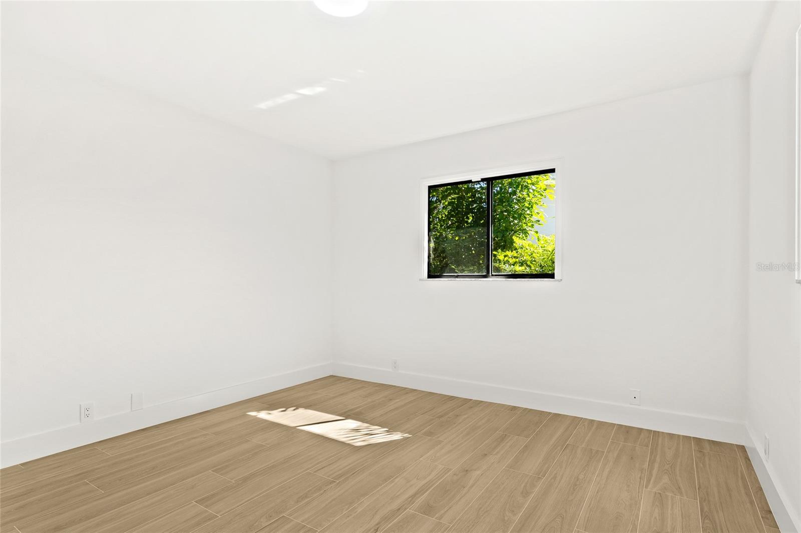 Image 39 of 59 For 3651 Country Place Boulevard