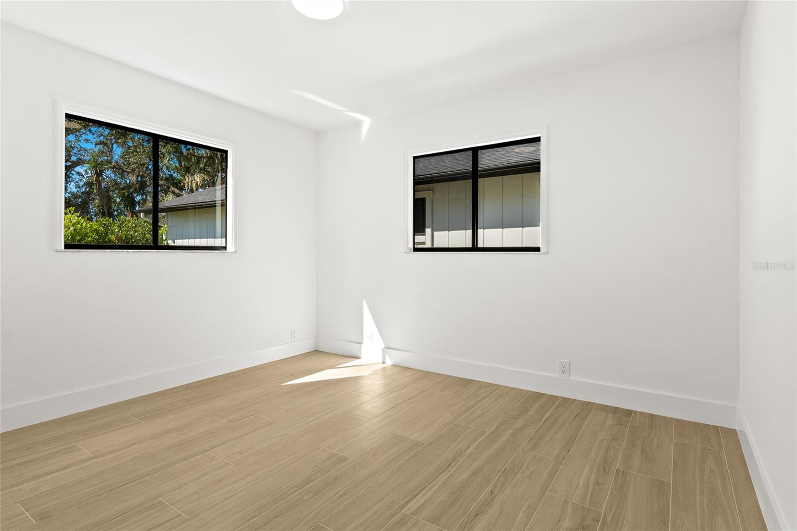 Image 43 of 59 For 3651 Country Place Boulevard