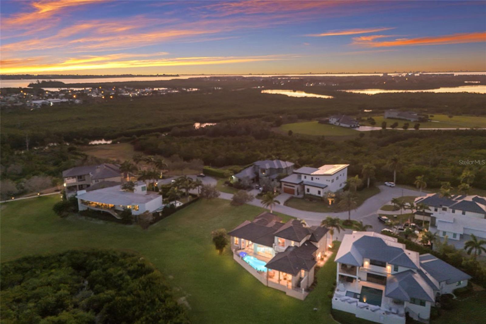 Image 64 of 69 For 9816 2nd Terrace Nw