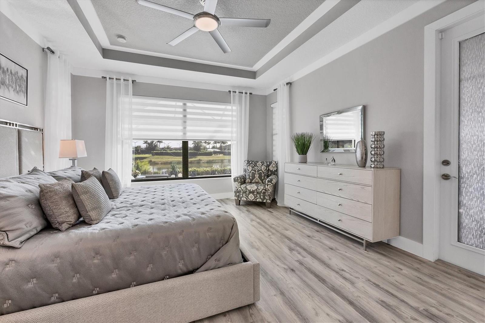 Image 19 of 60 For 4947 Surfside Circle