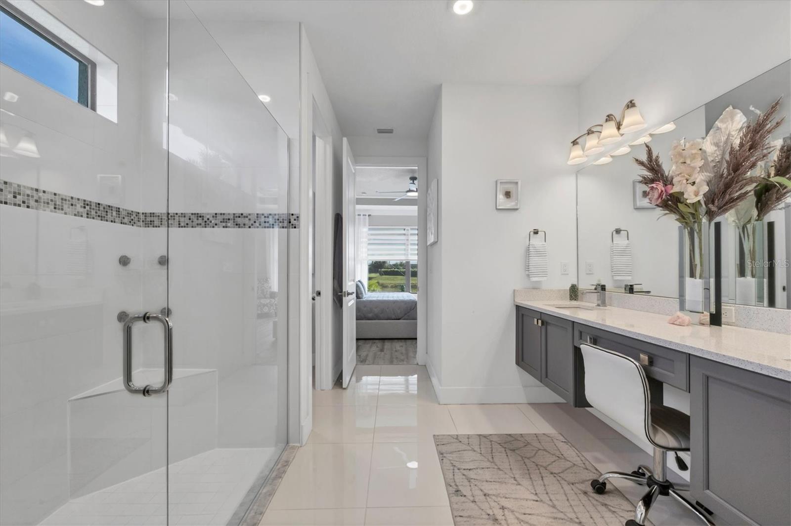 Image 20 of 60 For 4947 Surfside Circle