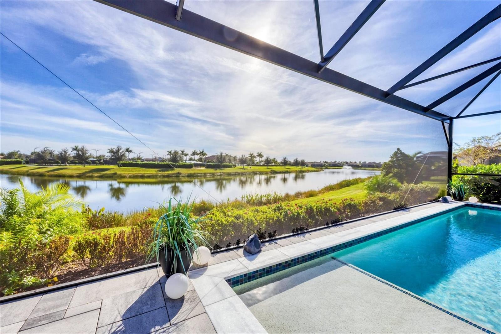 Image 35 of 60 For 4947 Surfside Circle