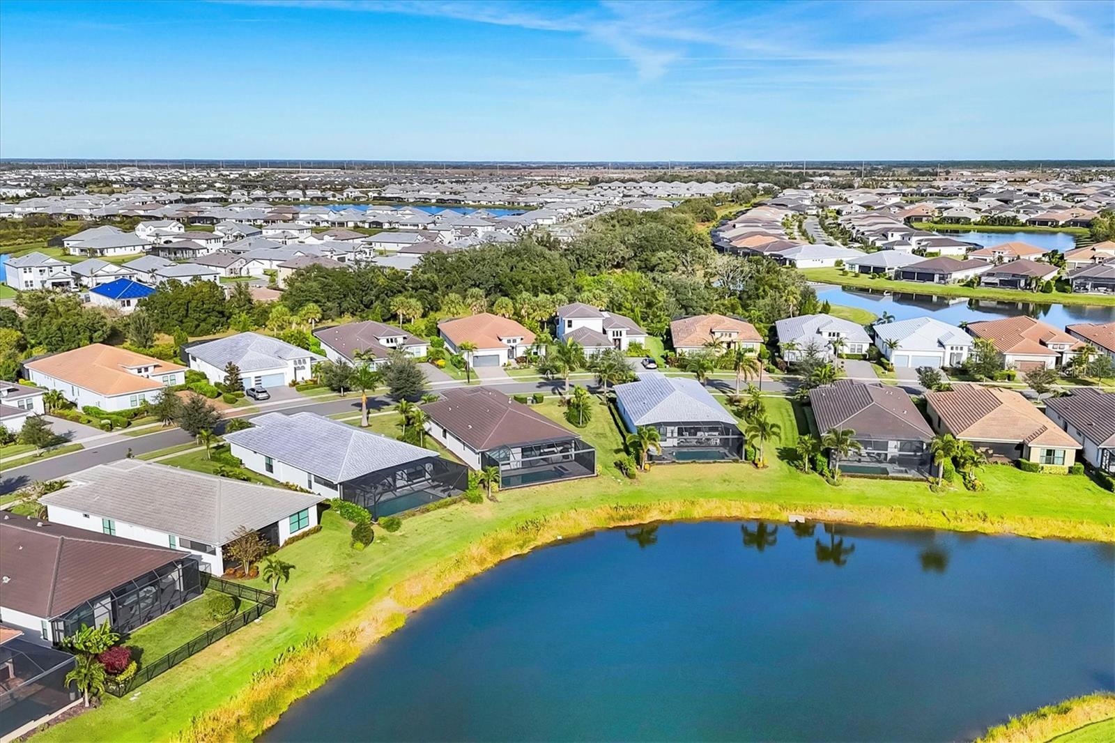 Image 39 of 60 For 4947 Surfside Circle