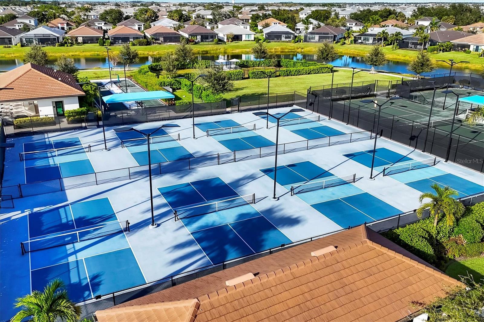 Image 55 of 60 For 4947 Surfside Circle