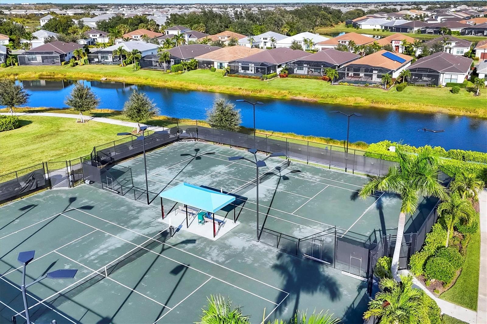 Image 56 of 60 For 4947 Surfside Circle