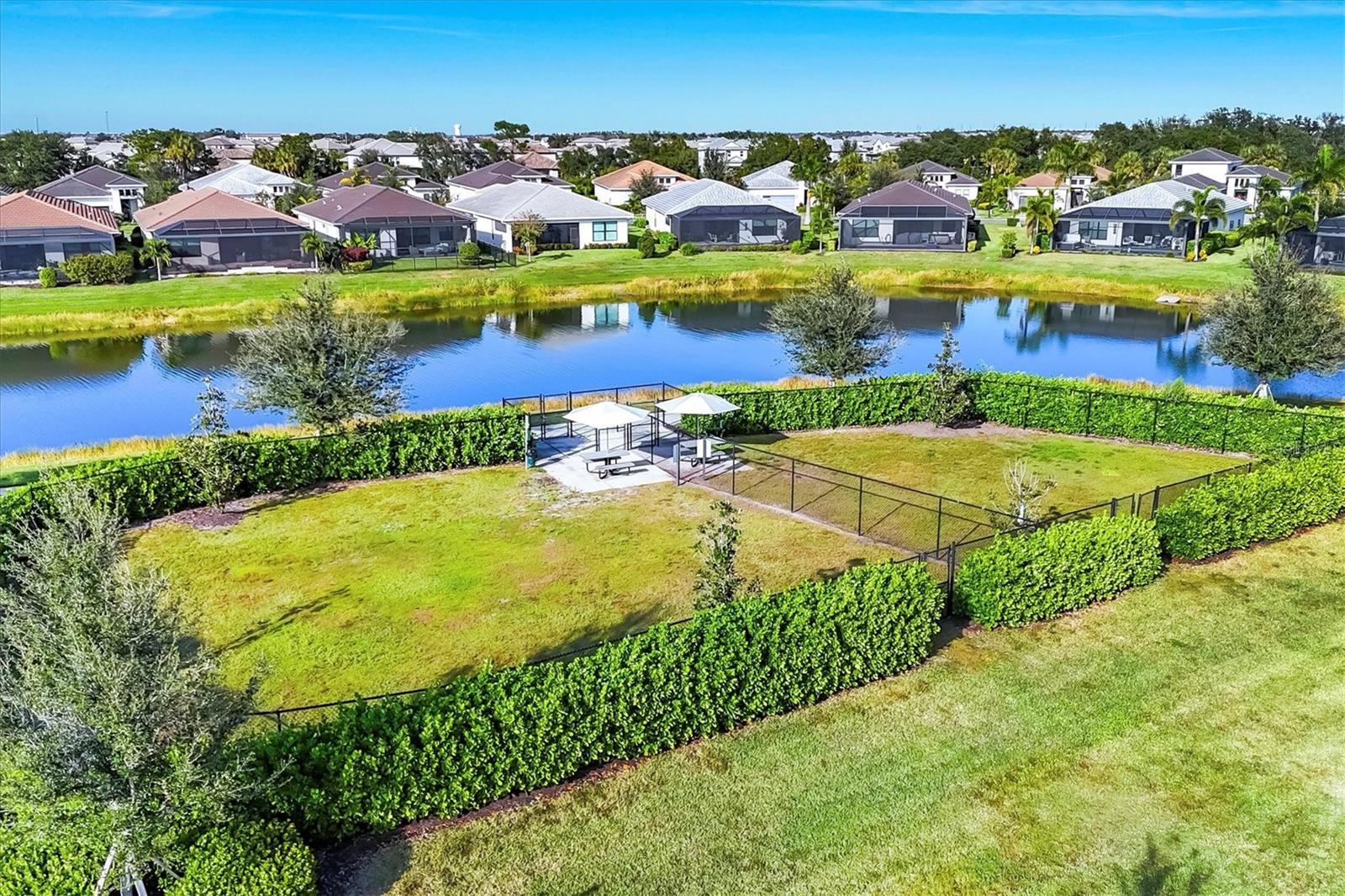 Image 57 of 60 For 4947 Surfside Circle