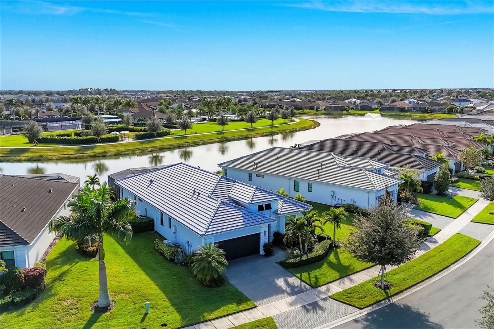 Image 59 of 60 For 4947 Surfside Circle