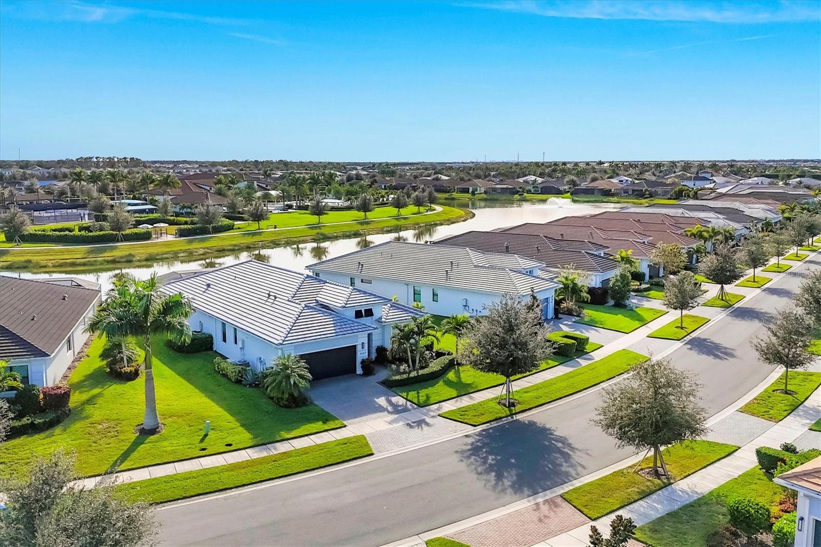 Image 60 of 60 For 4947 Surfside Circle