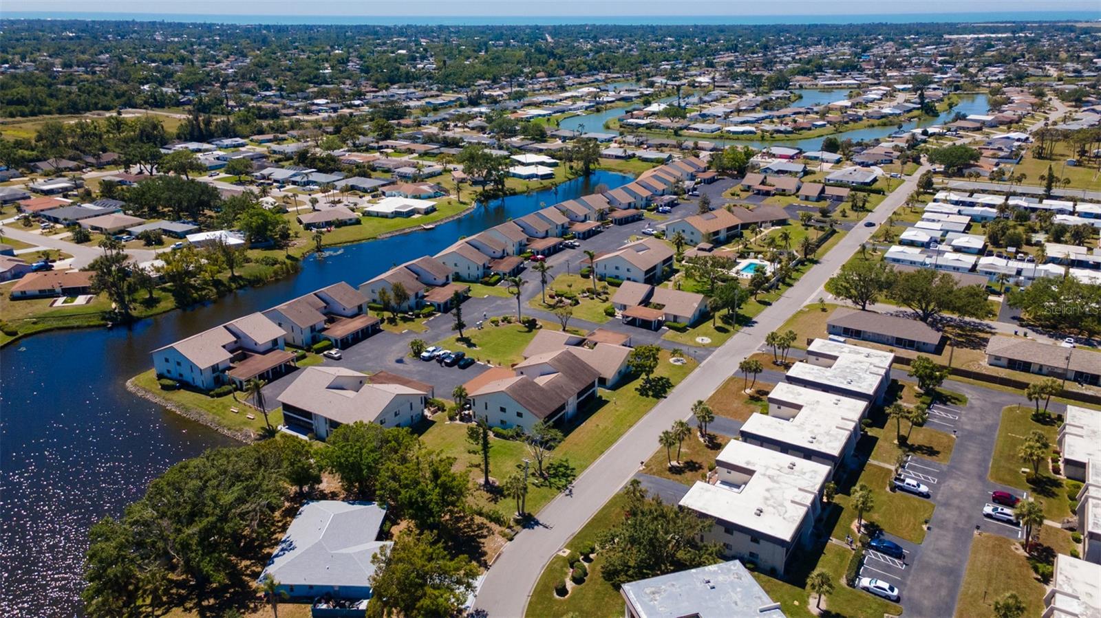 Image 2 of 46 For 1770 Lake Place 1770d