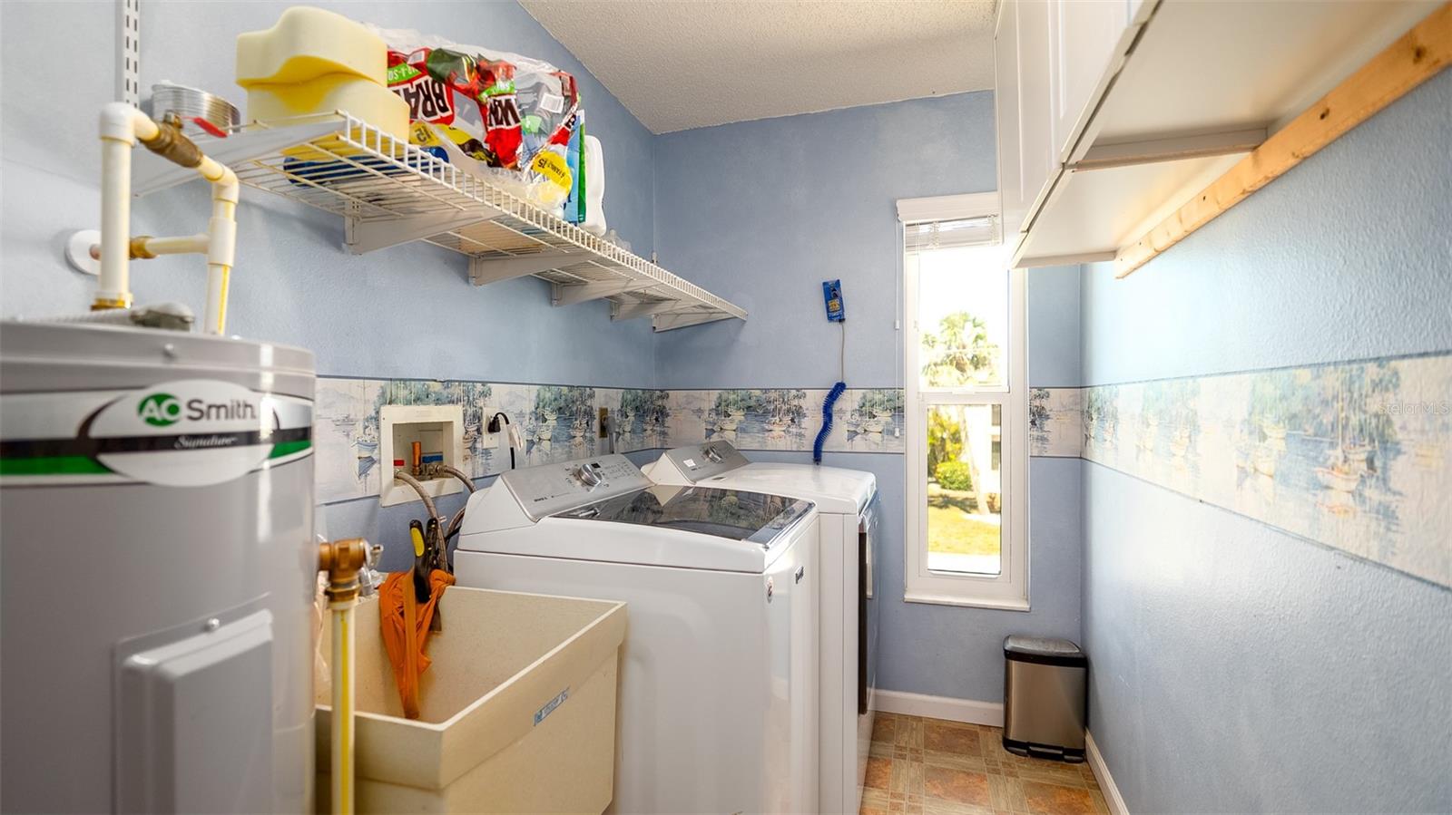 Image 30 of 46 For 1770 Lake Place 1770d