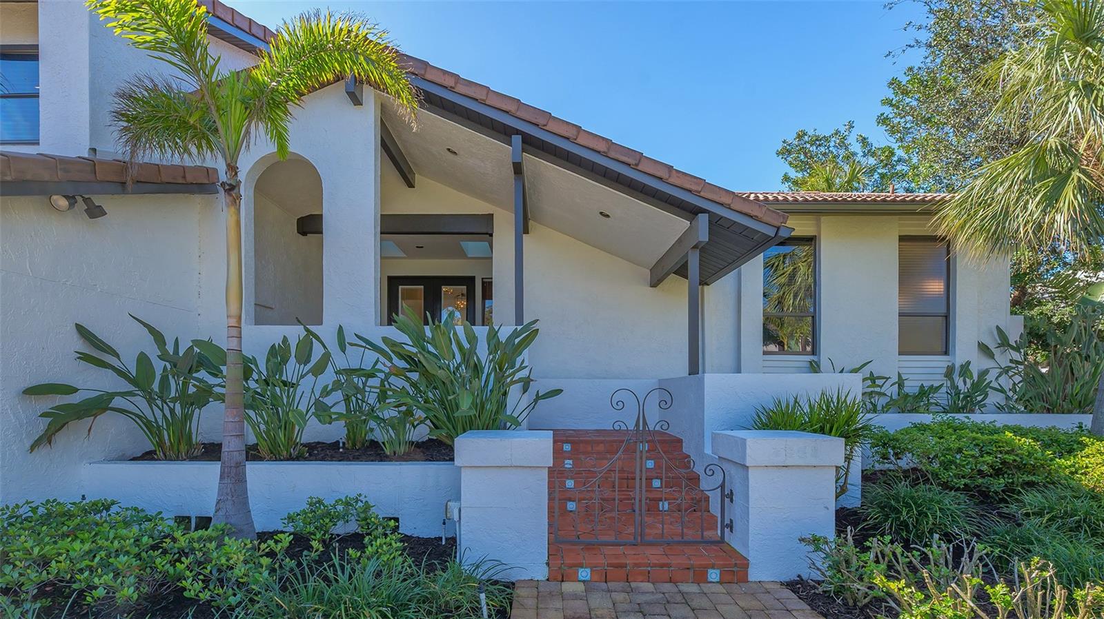 Image 4 of 69 For 3151 Bayou Sound