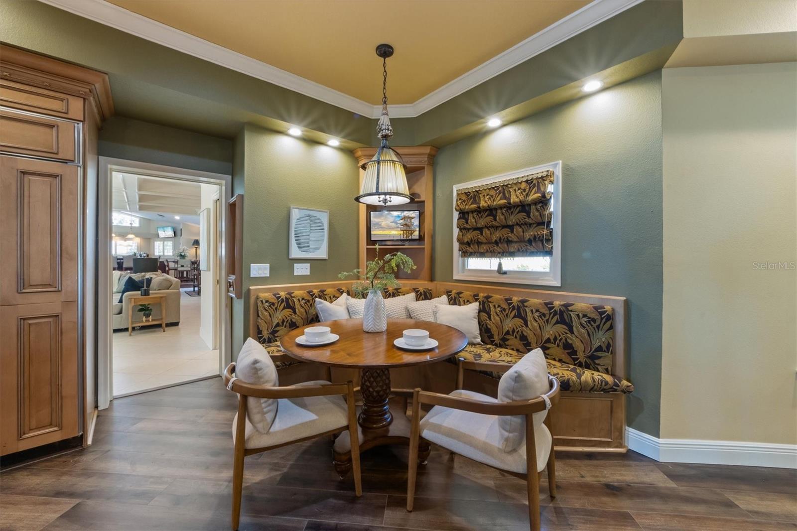 Image 36 of 85 For 336 Orchid Drive