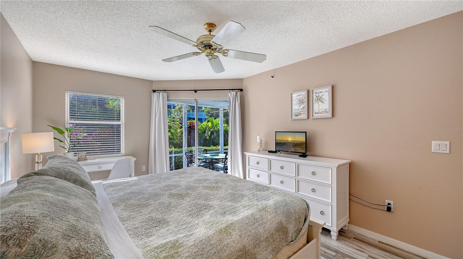 Image 17 of 35 For 1328 Siesta Bayside Drive 1328c