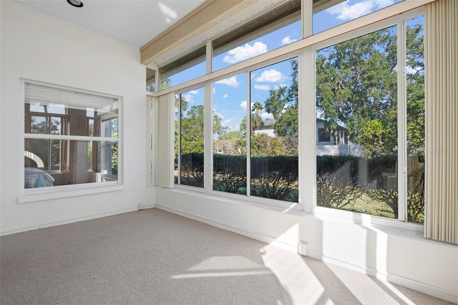 Image 14 of 48 For 4310 Turnberry Court